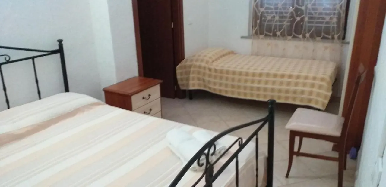 Villa Paola Valledoria  Bed & Breakfast Valledoria (Sardinia)