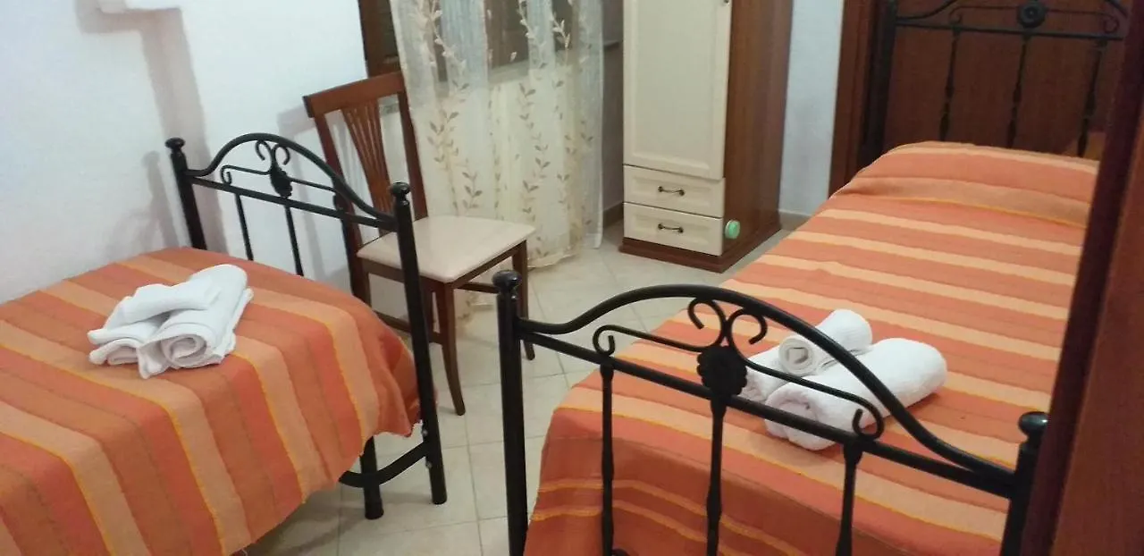 Bed & Breakfast Villa Paola Valledoria  Italia