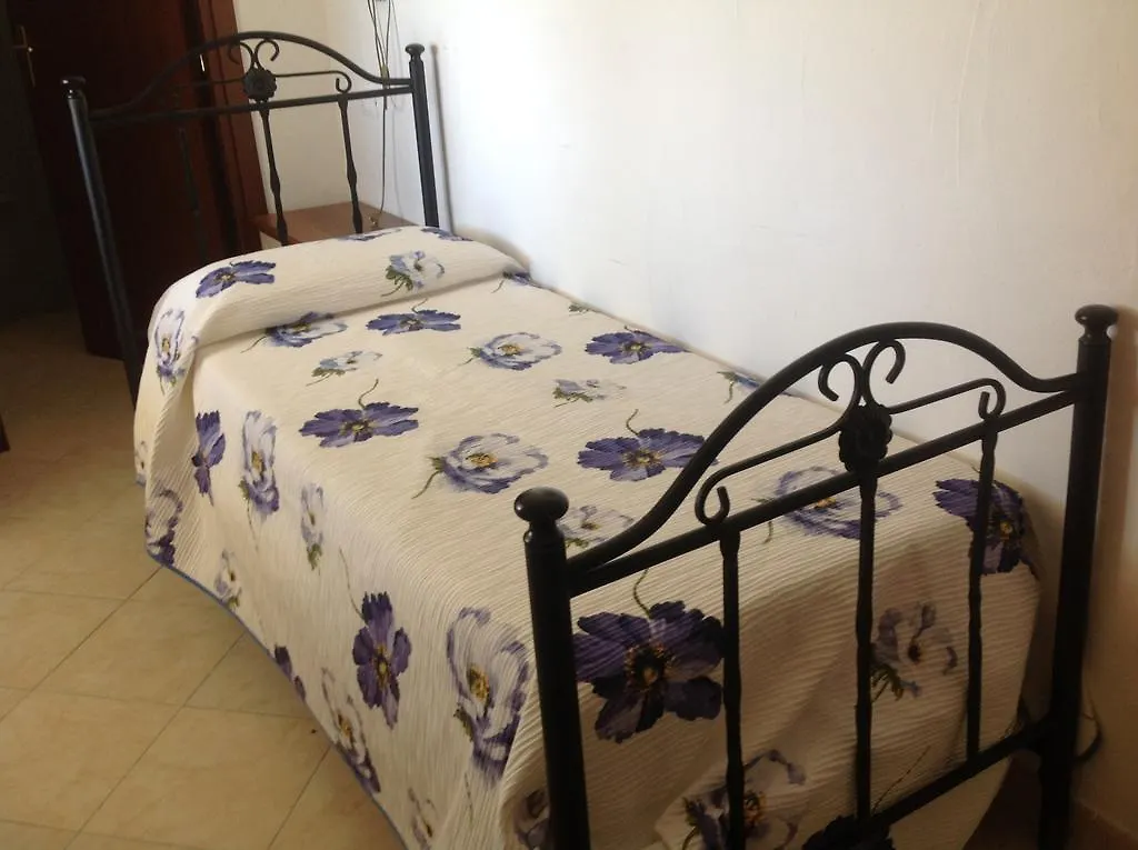 Bed & Breakfast Villa Paola Valledoria