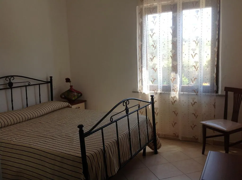 Villa Paola Valledoria  Bed & Breakfast Valledoria (Sardinia)