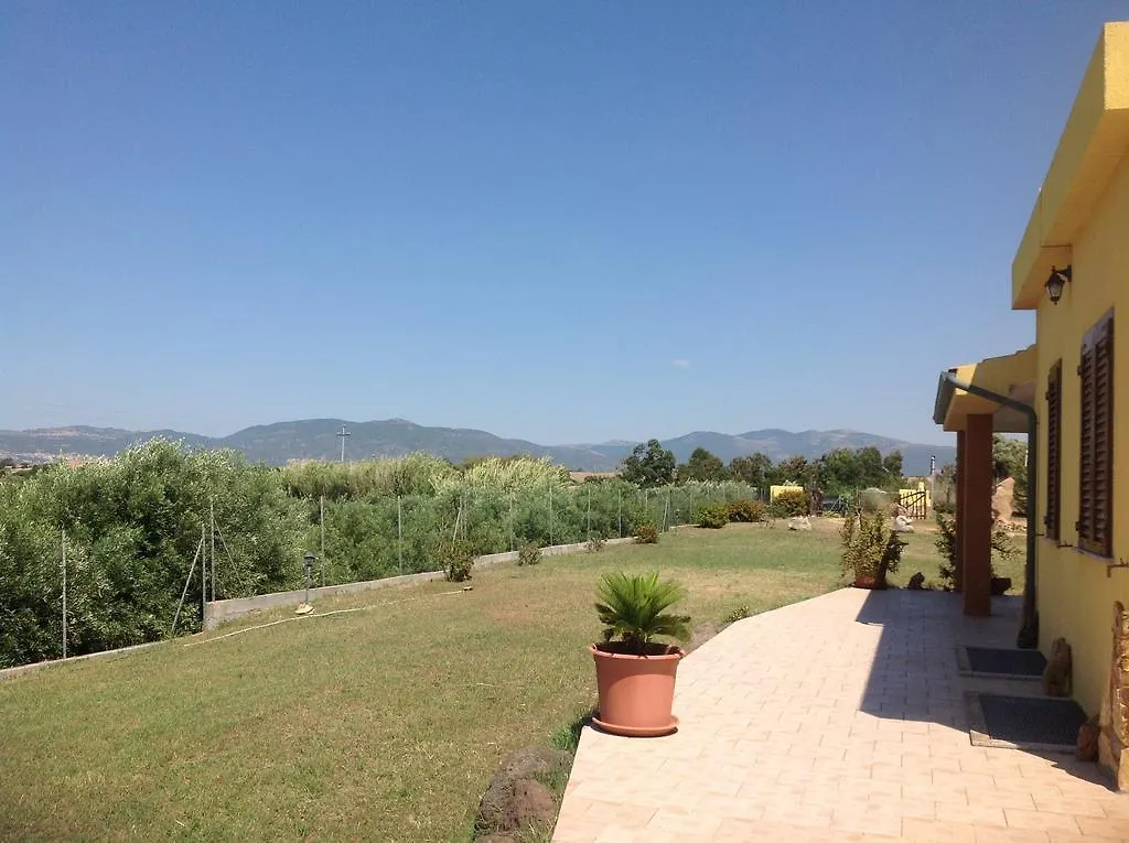 Bed & Breakfast Villa Paola Valledoria